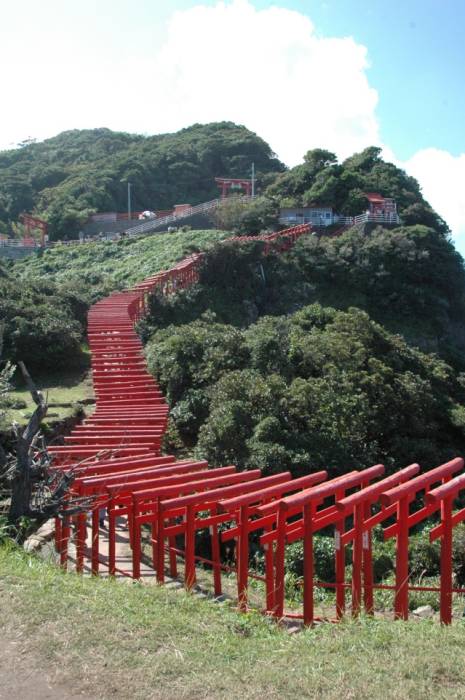 171008-元乃隅稲成神社の赤い鳥居５.jpg