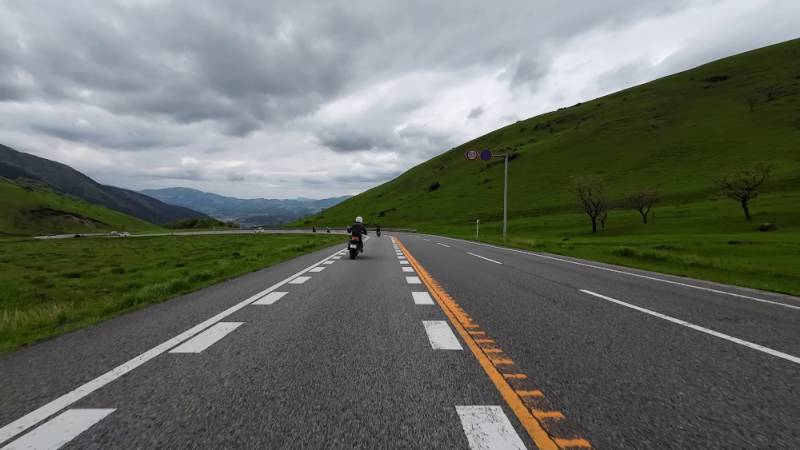260506-つづら折りの道.jpg 260506-つづら折りの道.jpg