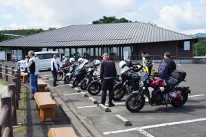 251005-太良岳オレンジロード海道しるべにて.jpg