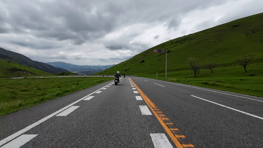 260506-つづら折りの道.jpg