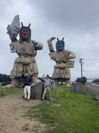 260719-秋田県-なまはげポーズ.jpg 260719-秋田県-なまはげポーズ.jpg