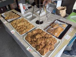 蒲鉾店で酒肴?調達 蒲鉾店で酒肴?調達